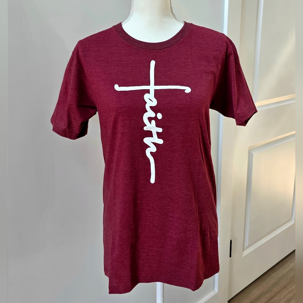 Love In Faith | Faith Cross Script Tee